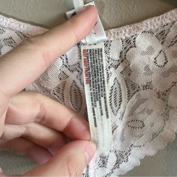 ✨ Intimately Free People Light Pink Lace Bralette XS - Picture 4 of 8